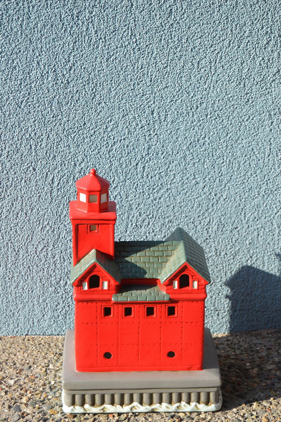 lighthouse statue, red lighthouse, landmark, day, no people HD wallpaper