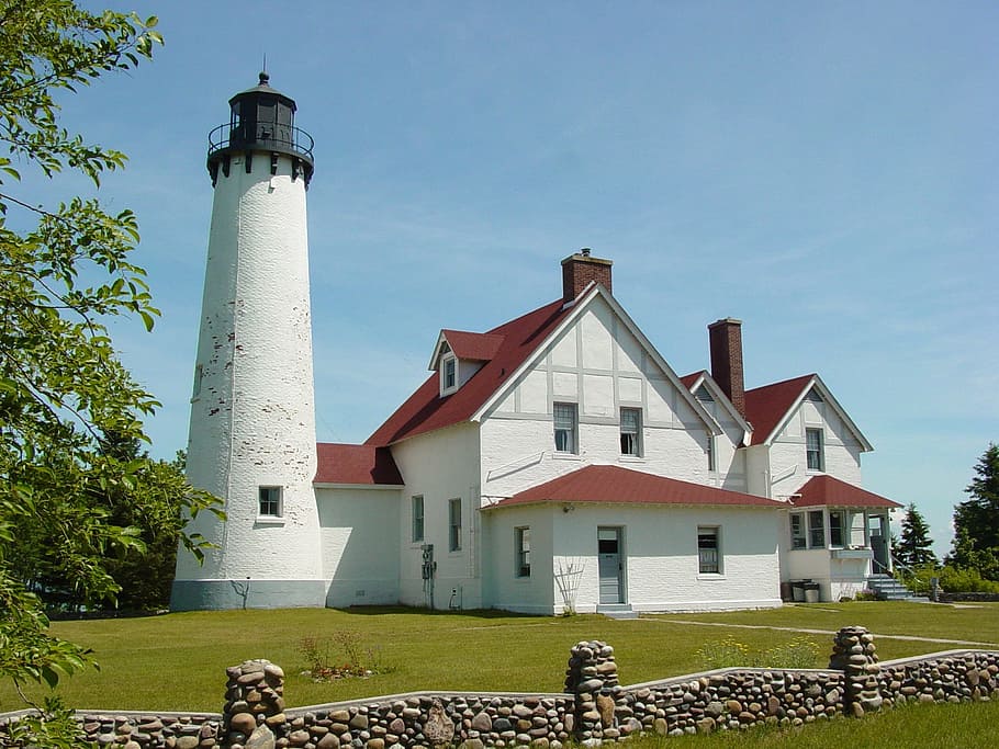 white and red lighthouse, architecture, landmark, blue, beacon HD wallpaper