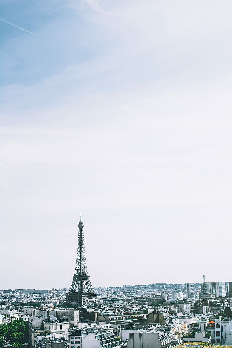 Paris Eiffel Tower photography, Eiffel Tower during daytime in landscape photography HD wallpaper