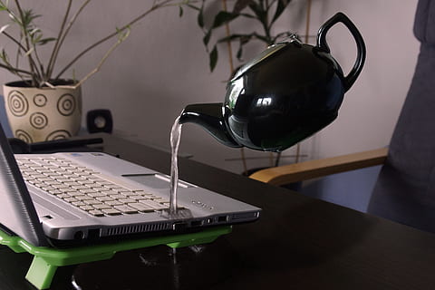 White Kettle Droping Water on Silver Laptop Computer, pouring HD wallpaper