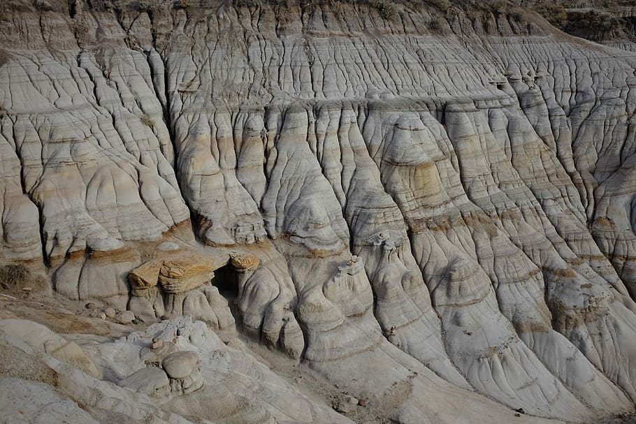 landscape photography, gray and brown rock formation, crevasse HD wallpaper