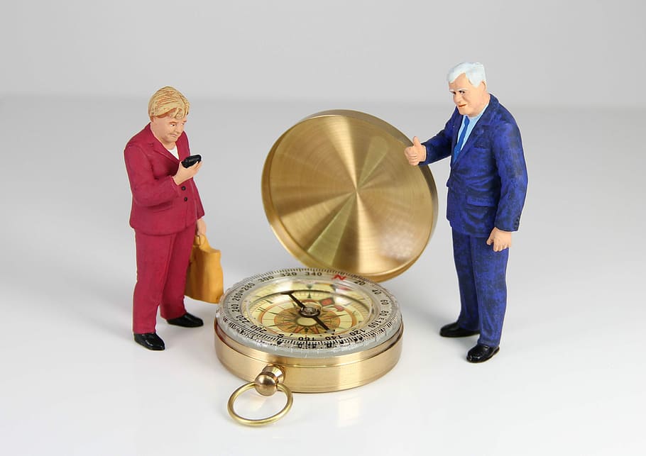 compass, direction, miniature figures, policy, merkel, seehofer HD wallpaper
