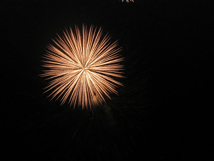 fireworks, rockets, pyrotechnics, parties, night, event, exploding HD wallpaper