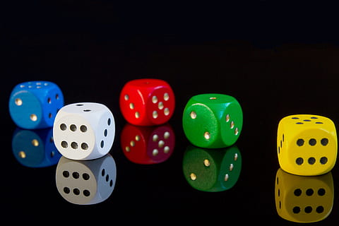 five dice, cube, gambling, gamble, risk, luck, game bank, profit HD wallpaper