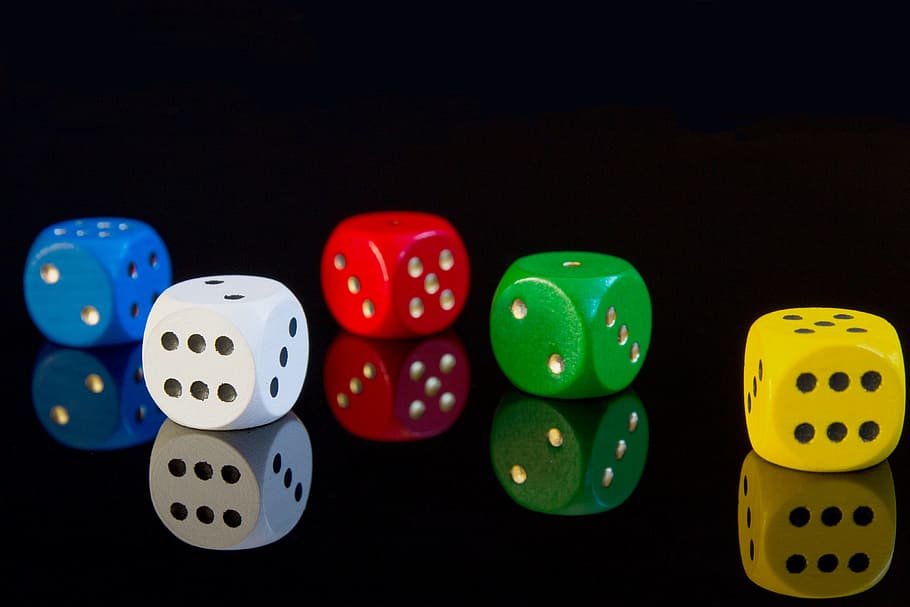 five dice, cube, gambling, gamble, risk, luck, game bank, profit HD wallpaper