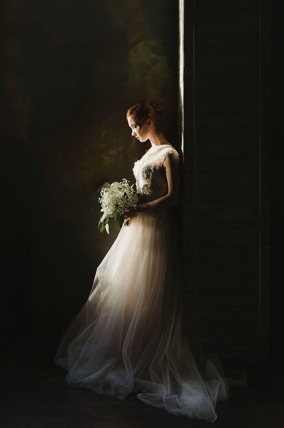 wedding gown painting « Custom Art By Alexis