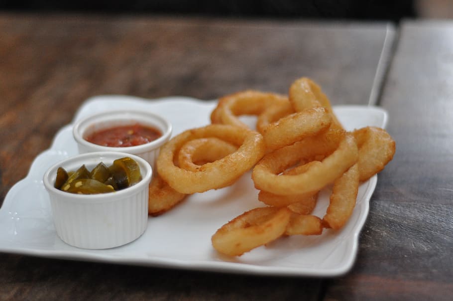 curly fries on square white plate, fried, food, onion rings, fast food