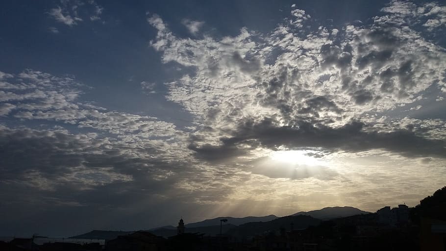 sun, sky, sunset, clouds, sea, ray, vista, horizon, illuminated HD wallpaper