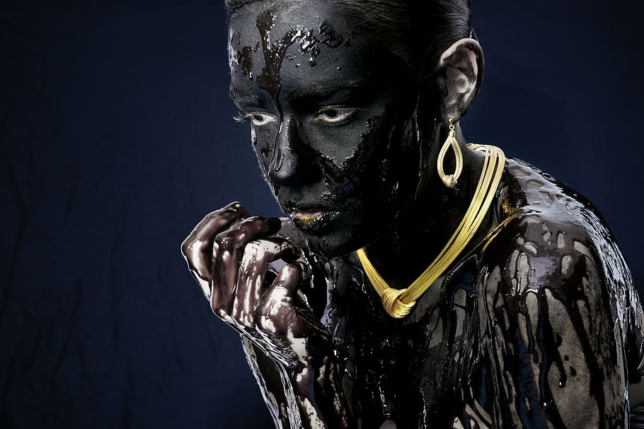 closeup photo of woman, necklace, painting, black, model, women's