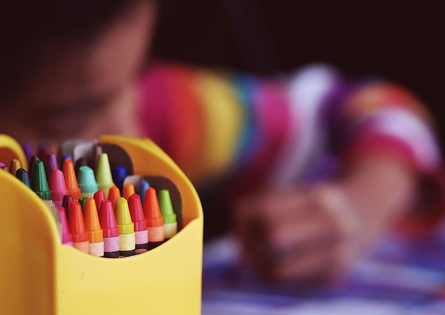 selective focal photo of crayons in yellow box, closeup photography of coloring pencils, HD wallpaper