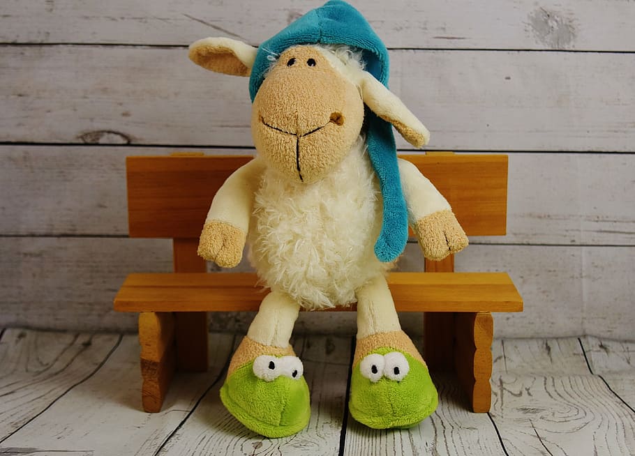 white animal plush toy, sleepyhead, sheep, schäfchen, cute HD wallpaper