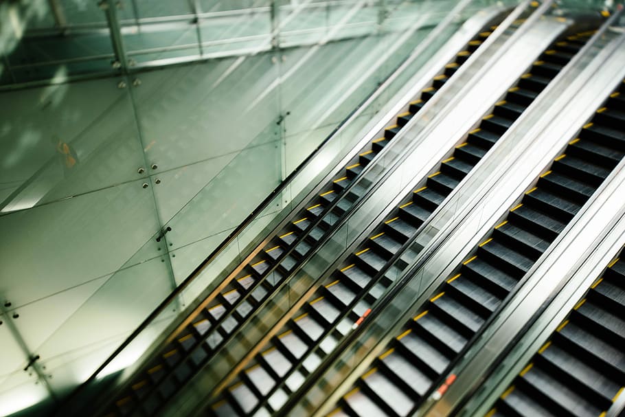 four black escalators, four gray escalators, building interior HD wallpaper