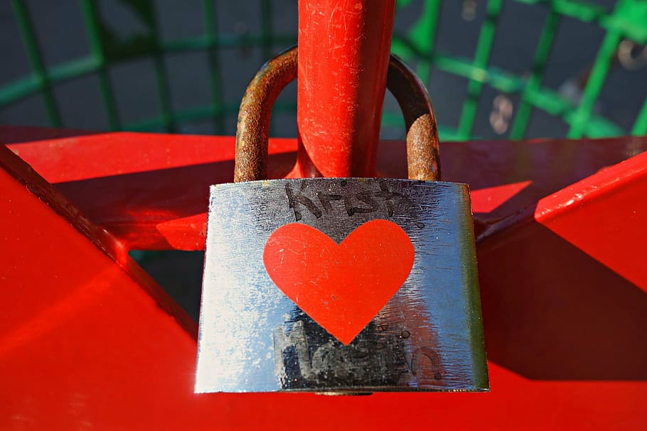 lock, padlock, love-padlock, heart, liaison, relationship, boy HD wallpaper