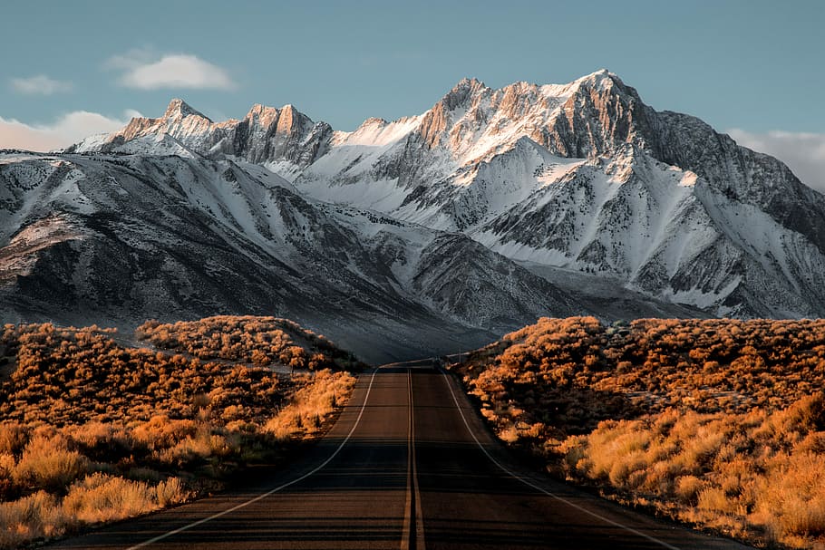 Eastern Sierras, photography of mountain covered snow at daytime HD wallpaper