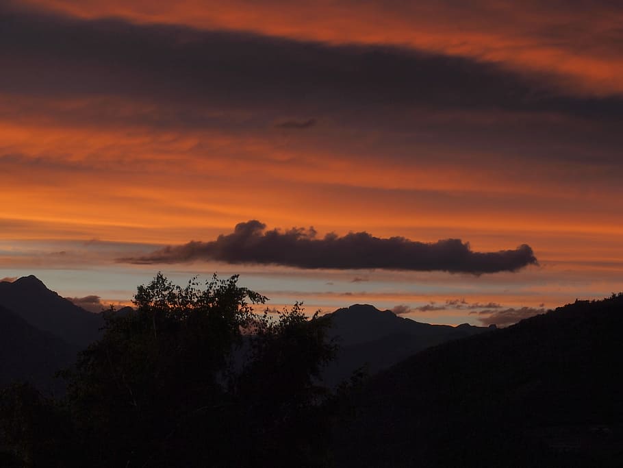 silhouette of mountain, silhouette of mountain gray and orange sky at sunset HD wallpaper