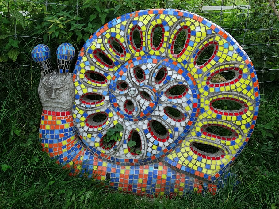 figure, snail, grim, evil, colorful, nature, spiral, sculpture HD wallpaper