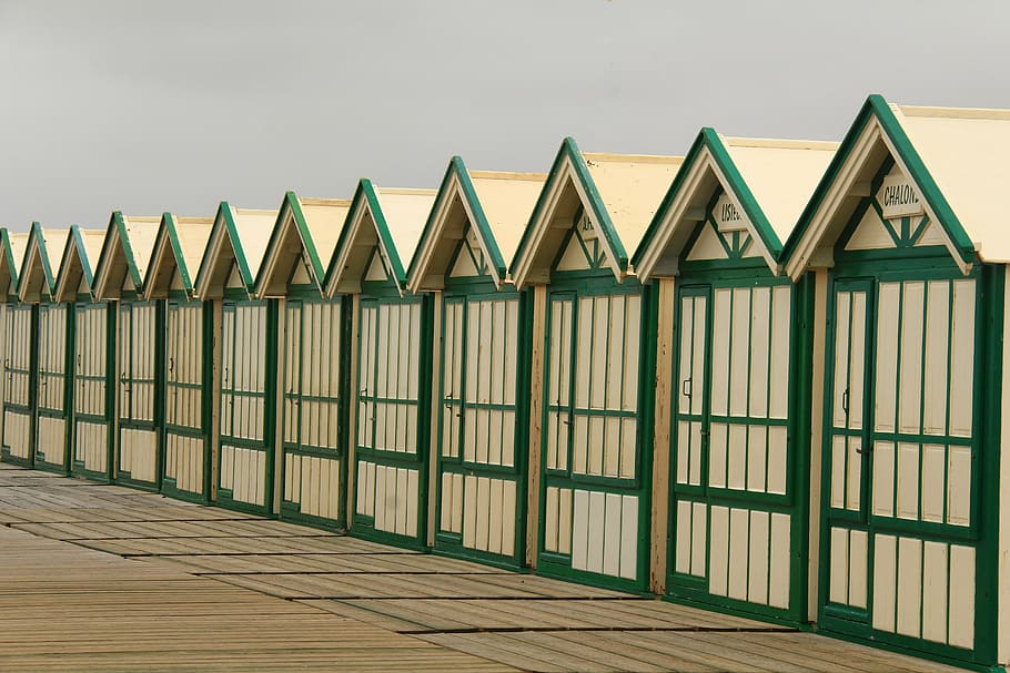 cabins, beach, alignment, beach hut, built structure, architecture HD wallpaper