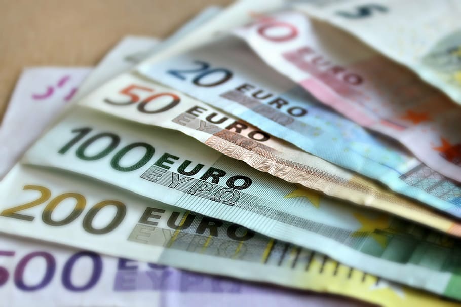 10, 20, 100, 200, and 500 Euro banknotes, bank note, bills, paper money, HD wallpaper