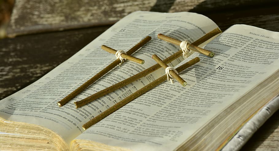 three brown wooden cross on bible, easter, good friday, easter story HD wallpaper