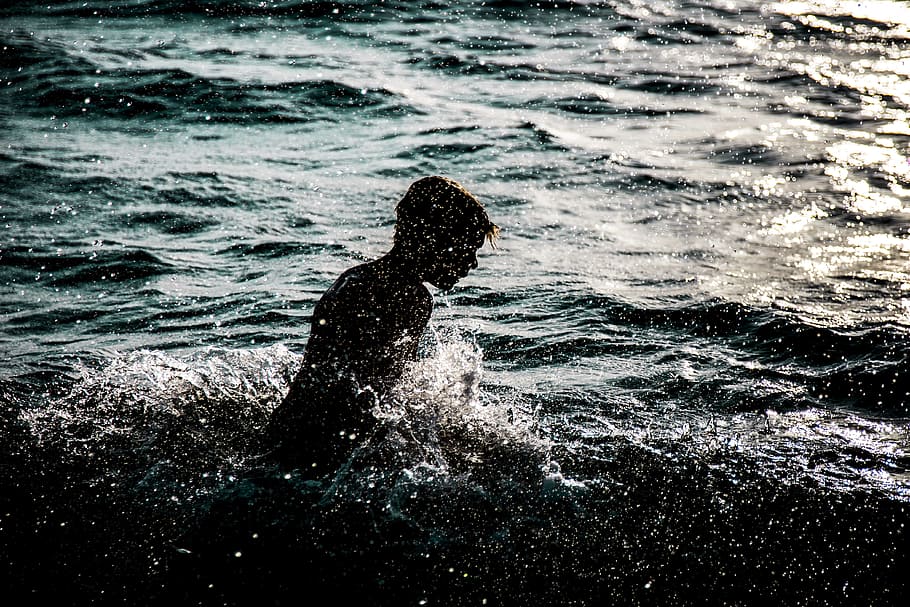 sea, person, beach, vacation, boy, dark, fun, leisure, ocean HD wallpaper