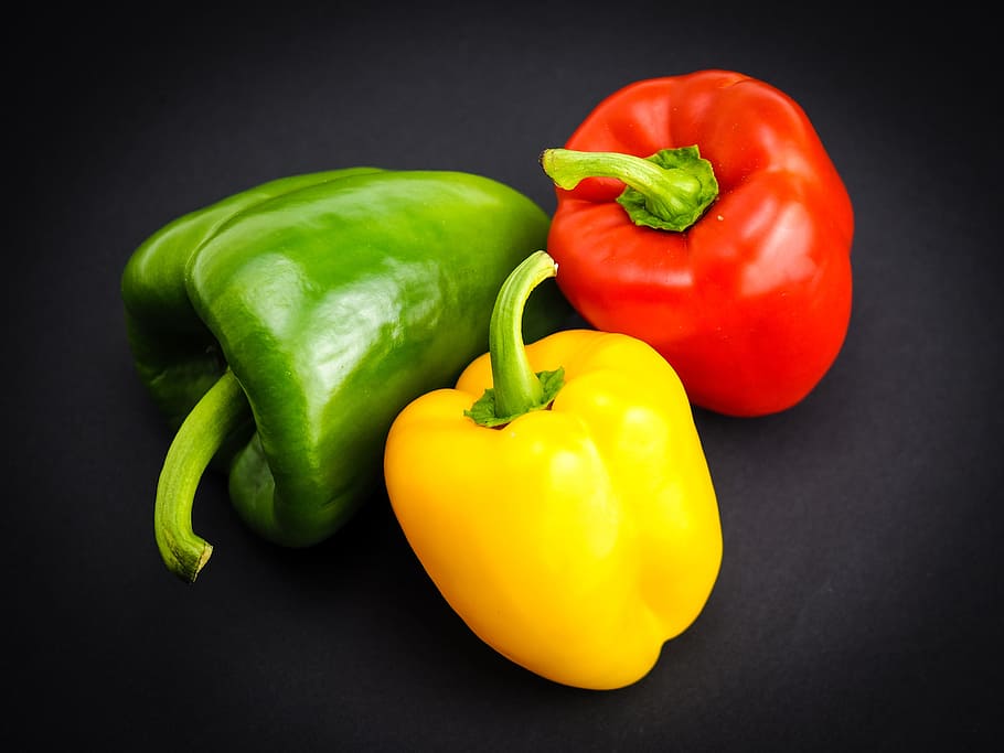 HD wallpaper: bell pepper plant, pepper shrub, paprika, pepper harvest ...