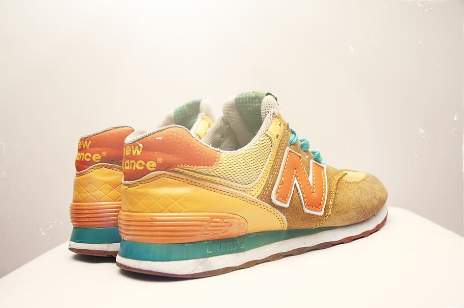 New balance mod. Nike New Balance. New Balance Backside 998. Оранжевые Нью баланс кроссовки. New Balance обои.