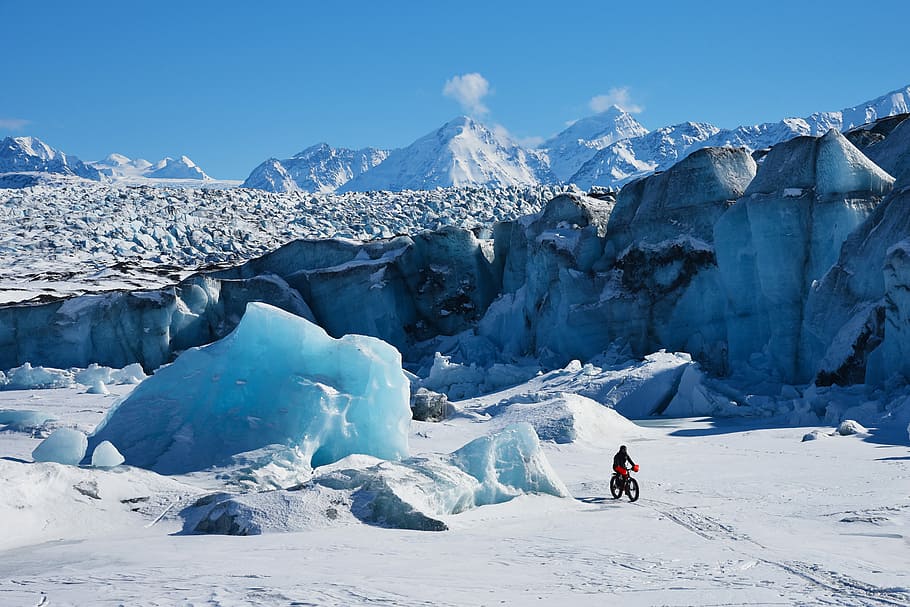 man using bicycle on snow, man cycling on snow, mountain, mountain range HD wallpaper