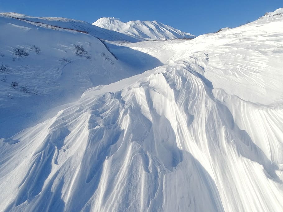 mountains, winter, snow, height, wind, patterns in the snow HD wallpaper