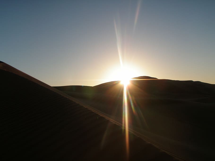 sunrise, nature, desert, sky, lens flare, sunlight, sunbeam HD wallpaper