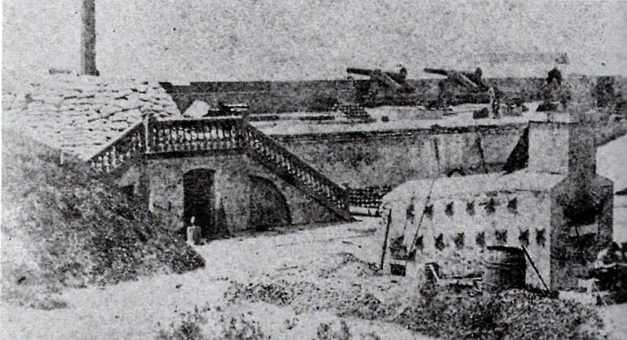 Fort Moultrie Ruins in Charleston, South Carolina, photos, public domain