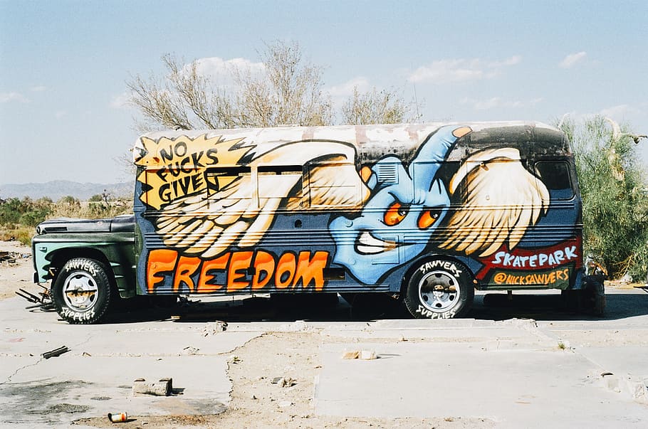 white and blue freedom bus, graffiti, hippies, 60ies, vintage, HD wallpaper