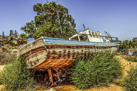 boat, old, abandoned, aged, weathered, withdrawal, retirement HD wallpaper