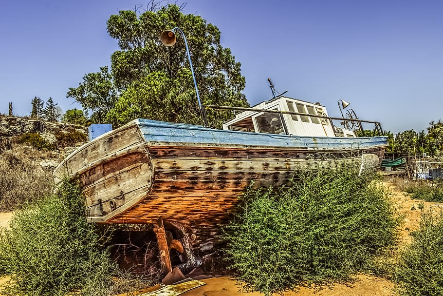 boat, old, abandoned, aged, weathered, withdrawal, retirement HD wallpaper