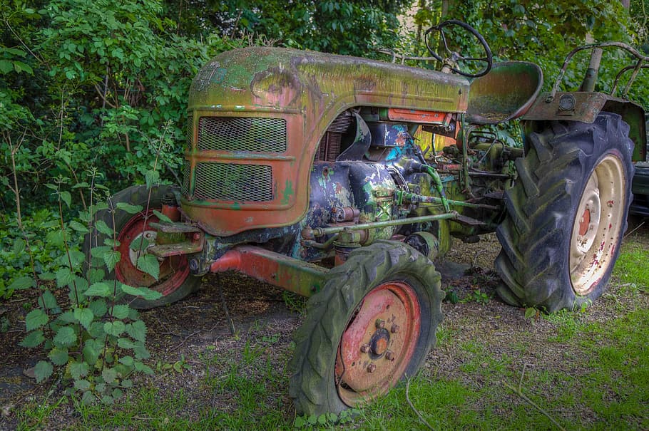 Tractor, Hdr, Moss, Grass, Green, Old, defect, turned off, transportation HD wallpaper