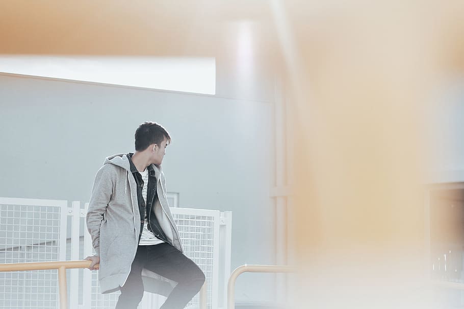 men's gray zip jacket, boy, man, sitting, thinking, waiting HD wallpaper