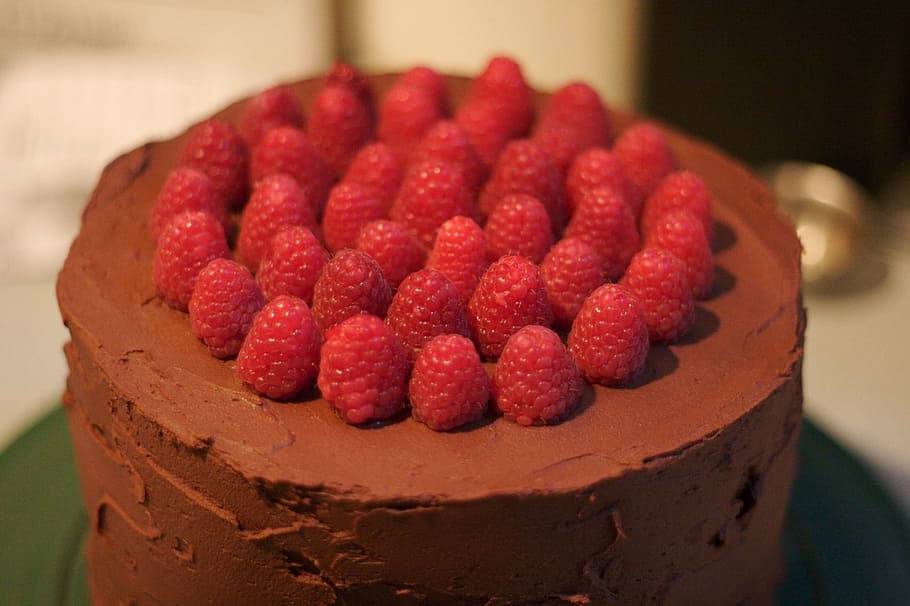 Cake, Chocolate, Raspberry, Fruit, fresh, sweet, dessert, gourmet HD wallpaper