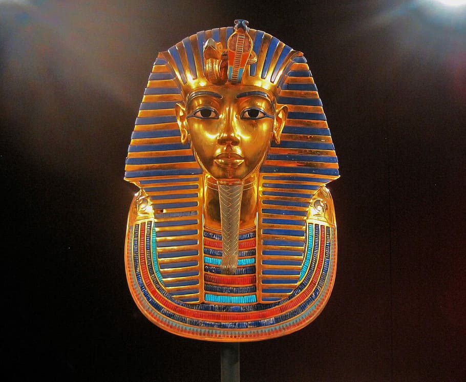 Replica Of King Tutankhamun'S Mask, display, riches, treasure