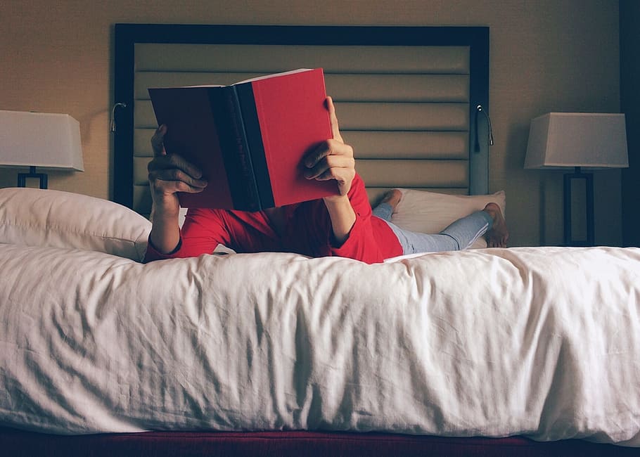person reading white on bed, hotel, furniture, domestic room HD wallpaper