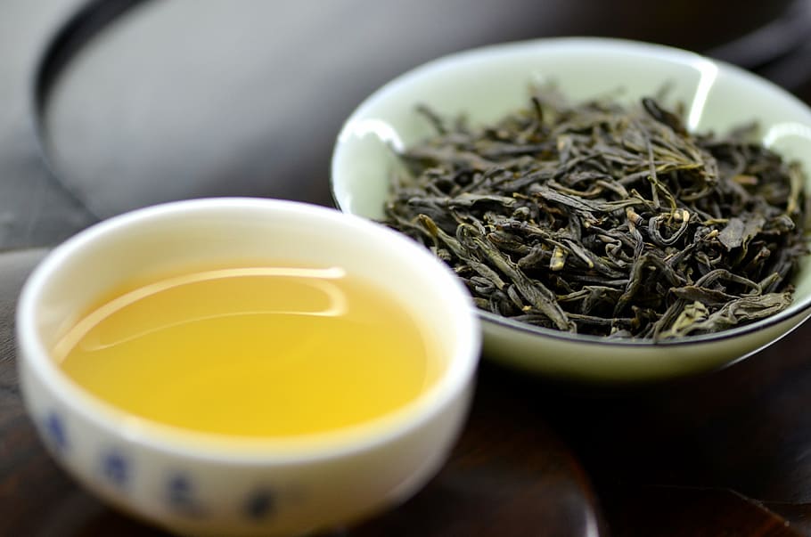 dry food and oil on bowl, yellow tea, cup, tea - Hot Drink HD wallpaper