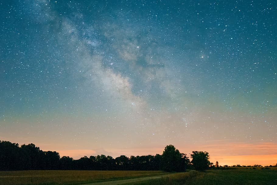landscape photography of green field under starry sky during daytime, galaxy HD wallpaper