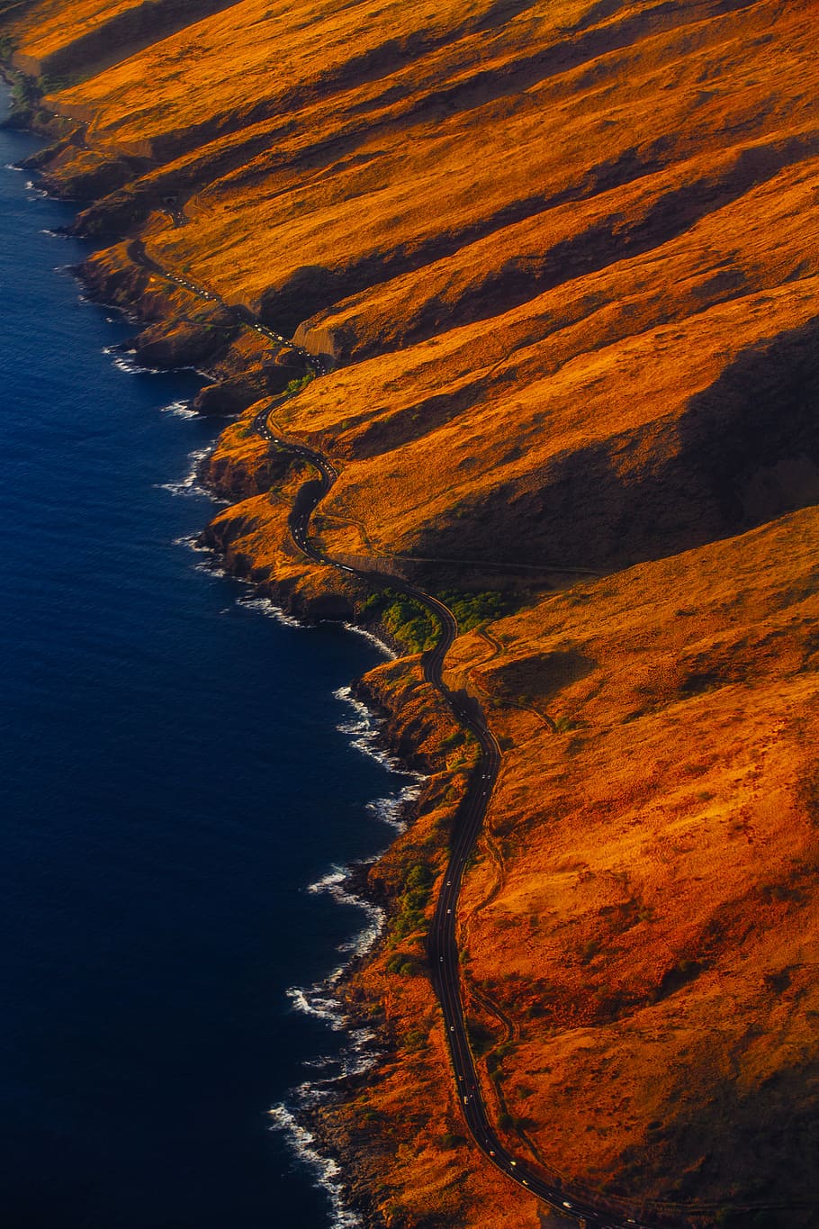 aerial photography of road on mountain near seashore, aerial photography of beach HD wallpaper