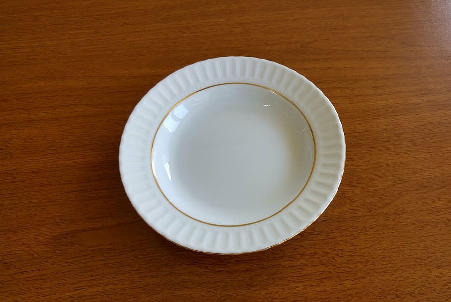 round white ceramic plate on table, porcelain plate, is empty HD wallpaper