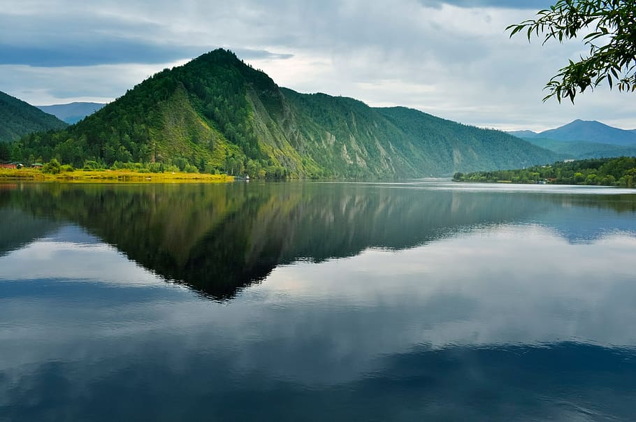 calm water near green mountain at daytime, river, landscape HD wallpaper