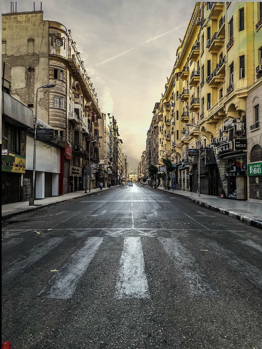 gray roadway between buildings, architecture, avenue, city HD wallpaper