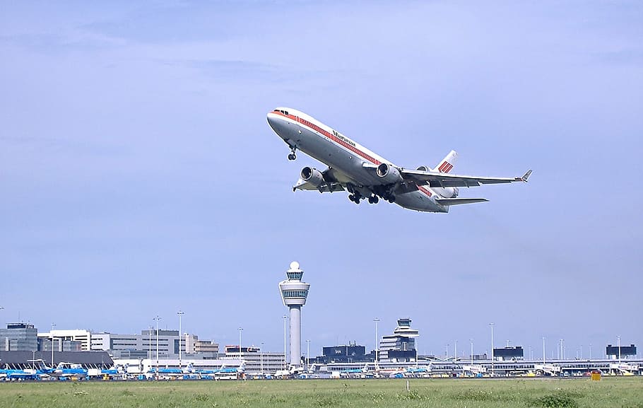 white airplane flying under sky at daytime, flyer, start, take off, HD wallpaper