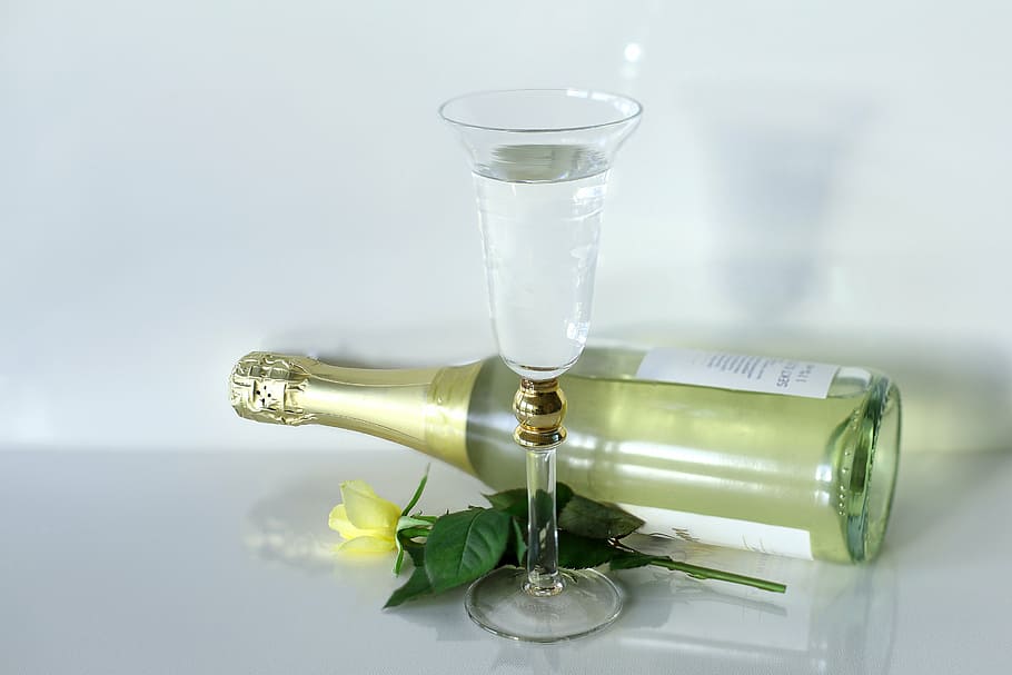 bottle on long-stem wine glass, prosecco, happy, champagne, luck, HD wallpaper