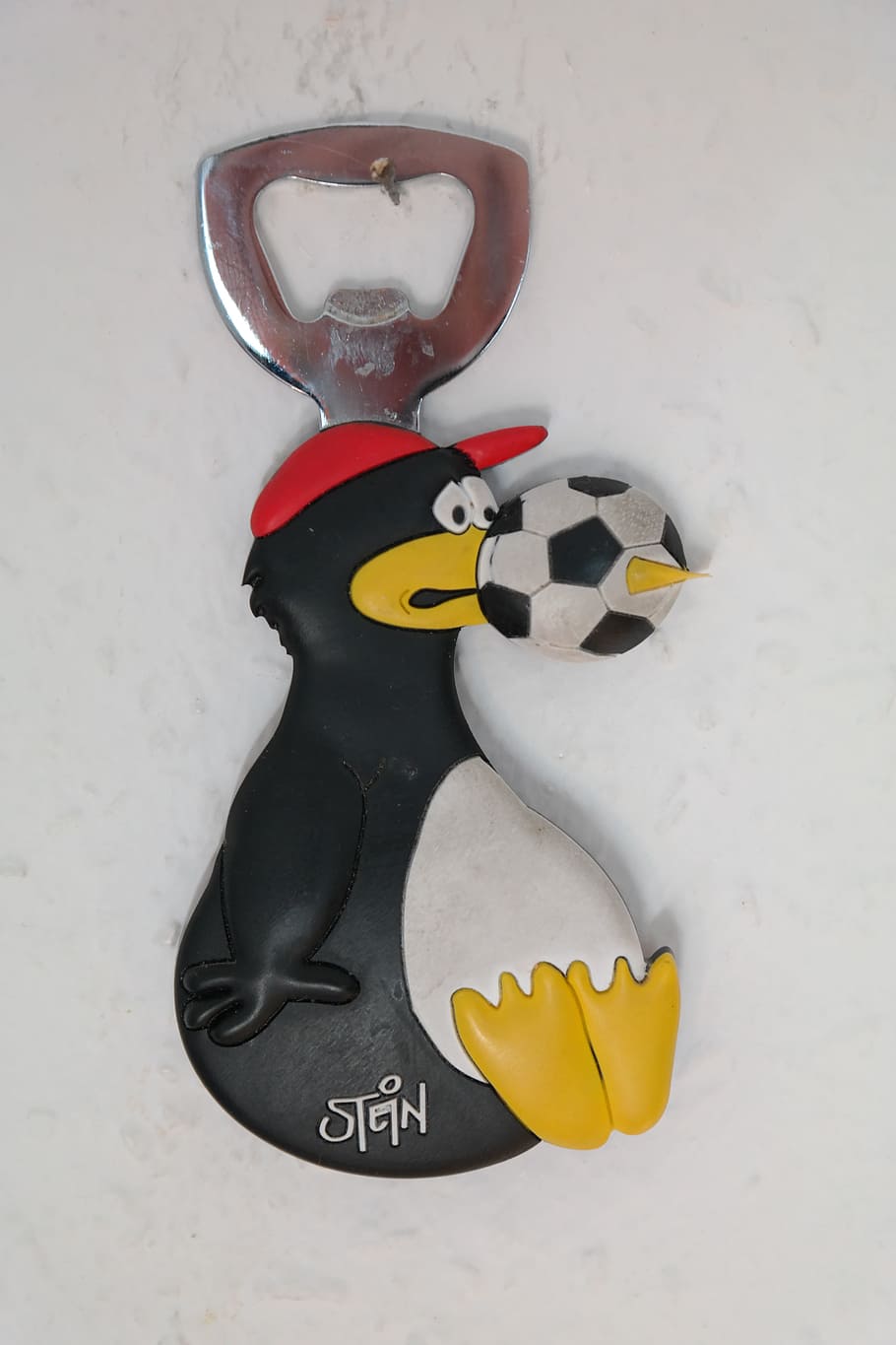 Bottle Opener, Uli Stein, Tool, kitchen help, penguin, sad HD wallpaper