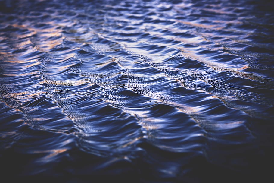calm body of water at daytime, low light photography of body of water HD wallpaper
