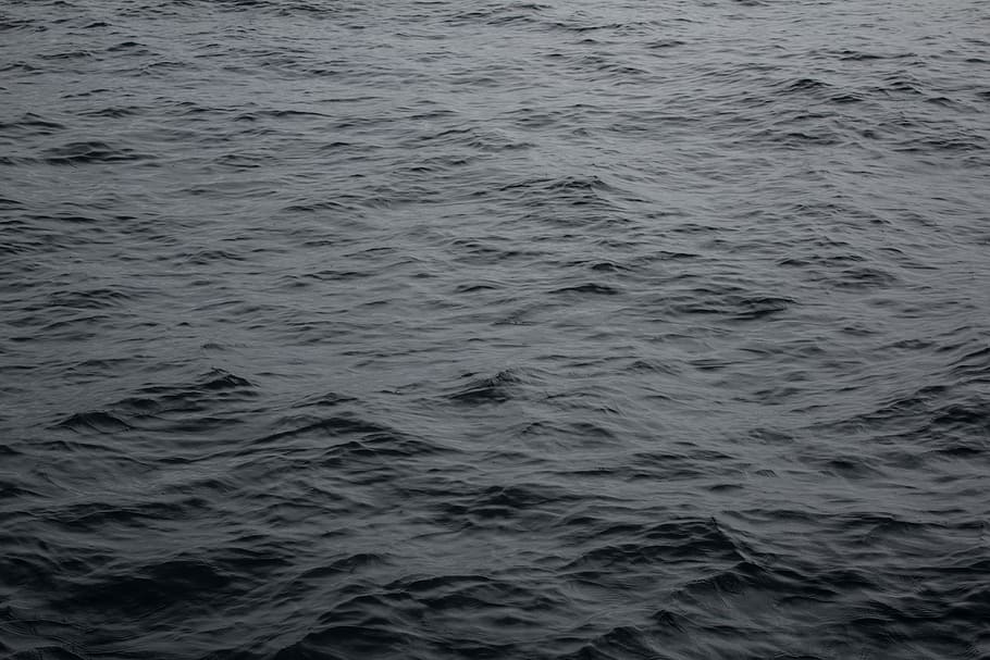 clear body of water, body of water, sea, waves, ripples, moody HD wallpaper