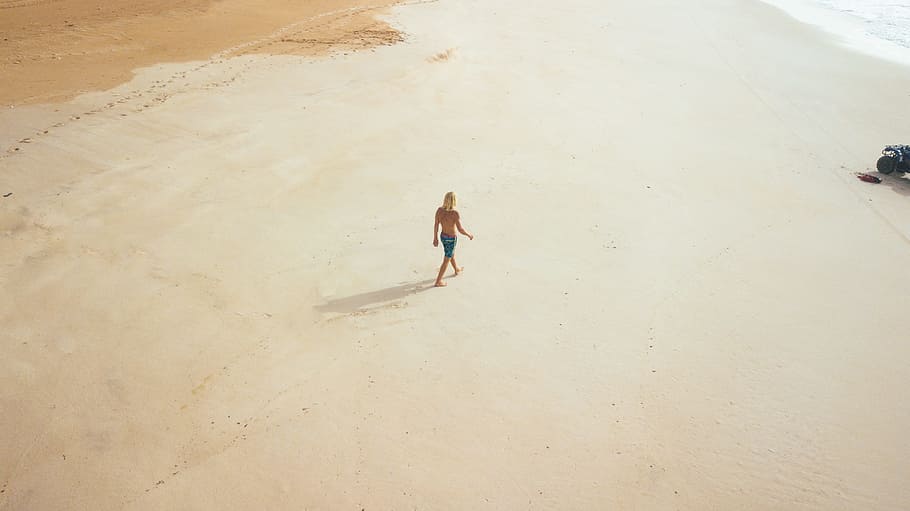 person walking on beach, person walking on sand in aerial photography HD wallpaper